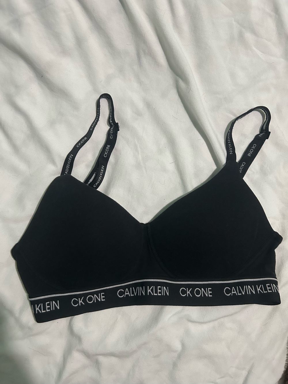 Calvin Klein Black Logo Elastic Wireless Bralette